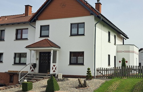 Herbstein Apartamento | Pension Andrea: Ferienwohnung 2 con balcón y Wi-Fi