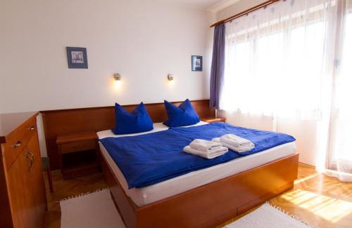 Prague 8 Casa | Pension Apartment Granit