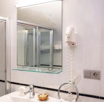 Pola de Somiedo Casa | PENSION CASA MIÑO