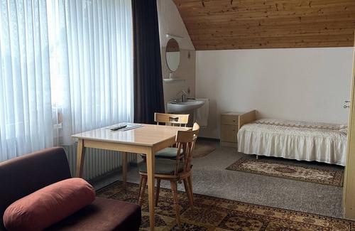 Nideggen Casa | Pension Falter