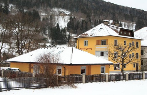 Gmuend in Kaernten Hotel | Pension & Ferienwohnung Dullnig