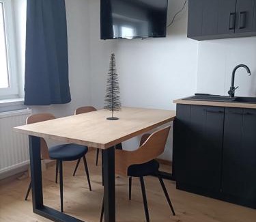 Holzgau Cama Y Desayuno | Pension & Ferienwohnungen Haus Edelweiß