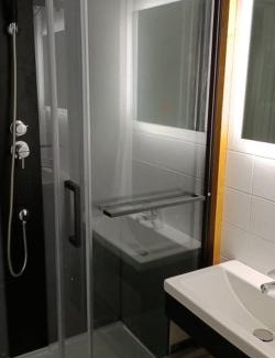 Holzgau Cama Y Desayuno | Pension & Ferienwohnungen Haus Edelweiß
