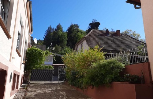 Hinterweidenthal Casa | Pension - Gästehaus Zum Pfälzerwald