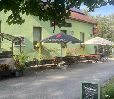 Waldenburg Casa | Pension Gasthaus Schützenhaus