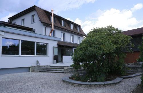 Kloten Casa | Pension Geerlisburg