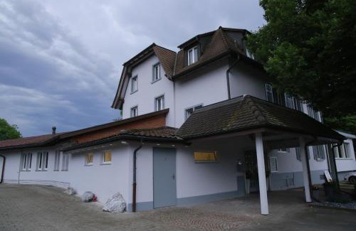 Kloten Casa | Pension Geerlisburg