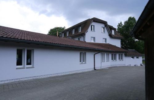 Kloten Casa | Pension Geerlisburg