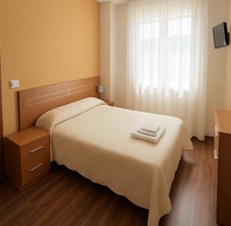 Carrizo De La Ribera Casa | Pension Gelin