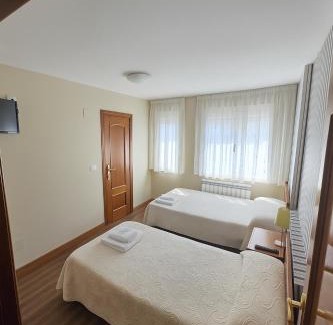 Carrizo De La Ribera Casa | Pension Gelin