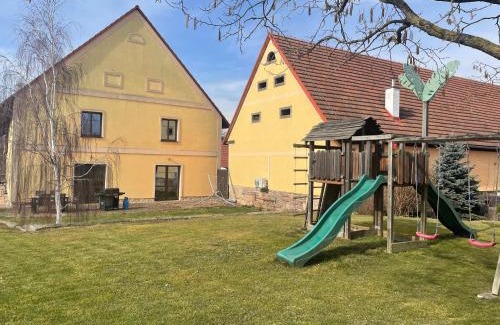 Broumov Apartamento | Pension golf club Grosshof