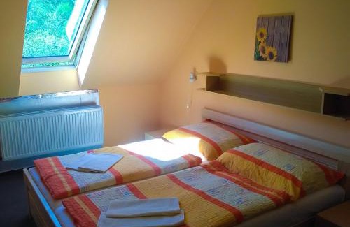 Hruba Skala Casa | Pension Jana Hrubá Skála