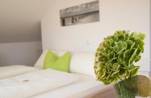 Wallersdorf Casa | Pension Jederzeit