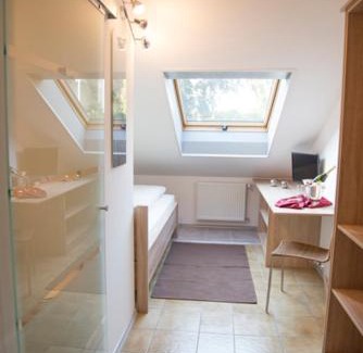 Wallersdorf Casa | Pension Jederzeit