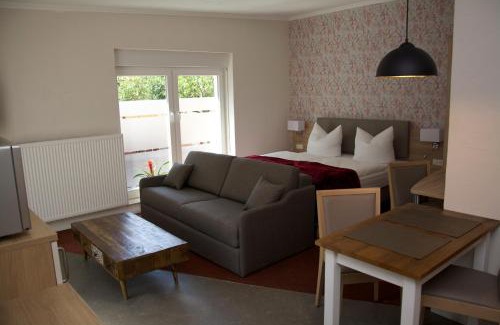Weinboehla Casa | Pension Kalinde