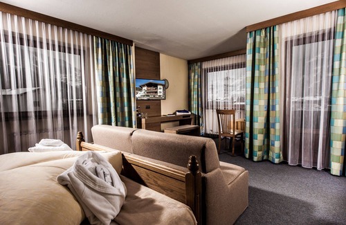 Zell am Ziller Hotel | Pension Kreuzjoch