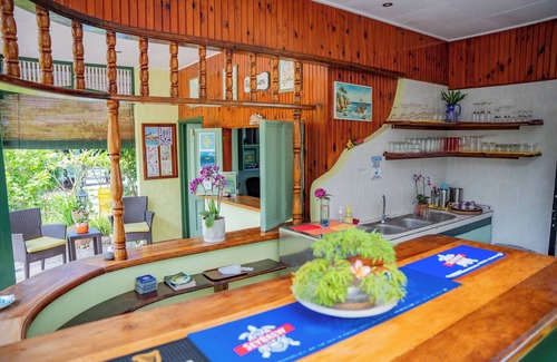 La Digue Casa | Pension Michel