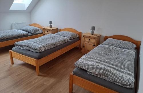 Malenice Apartamento | Pension Na Statku- Koňský apartmán