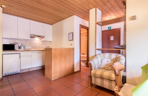 Santa Maddalena Apartamento | 'Pensión Sonia Apartamento 102' con vistas a la montaña, jardín y Wi-Fi