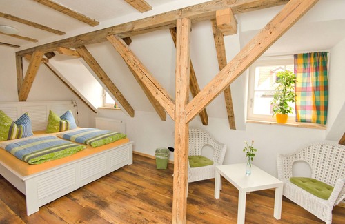 Naumburg Casa | Pension und Ferienwohnung Onkel Ernst