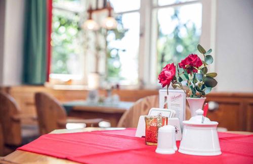 Oberwiesenthal Casa | Pension und Gaststätte Naturbaude Eschenhof