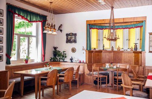 Oberwiesenthal Casa | Pension und Gaststätte Naturbaude Eschenhof