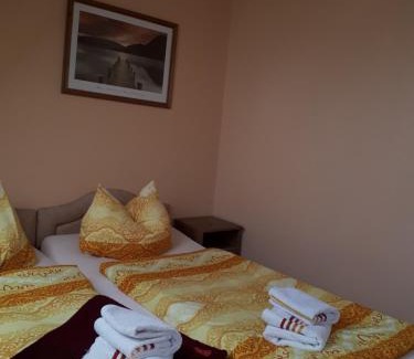 Plate Hotel | Pension zum Fässchen