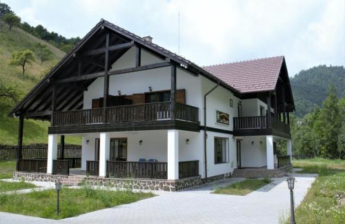 Rebra Apartamento | Pensiune agroturistica "LA MOARA"