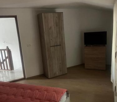 Obarsia-Closani Casa | Pensiune Montana Casa Din Padure