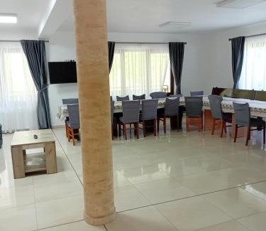Bistrita Bargaului Casa | Pensiunea Agroturistica Pietroasa