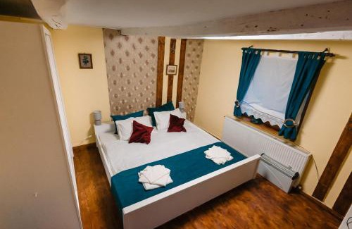 Savarsin Casa | Pensiunea Anda - Savarsin