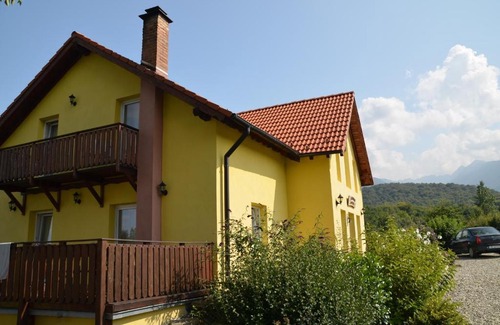 Arpasu de Sus Casa | Pensiunea Arpasel