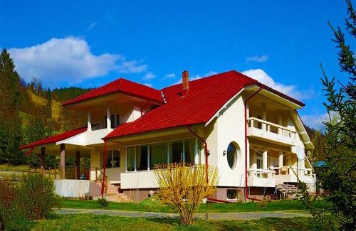 Bicaz Casa | Pensiunea Aurora Izvorul Muntelui