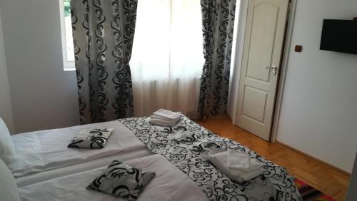 Onesti Hotel | Pensiunea Basarabia