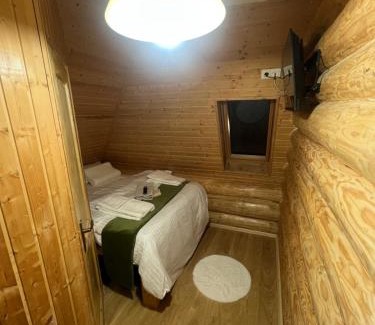 Leordina Casa | Pensiunea Casa Cătanelor