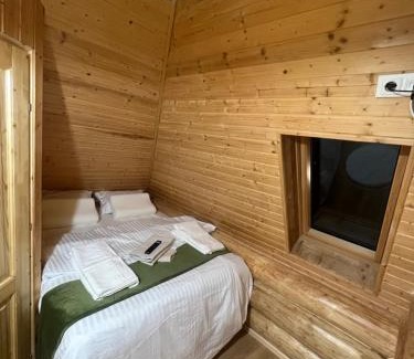 Leordina Casa | Pensiunea Casa Cătanelor