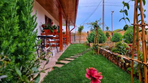 Mahmudia Casa | Pensiunea Casa Harly