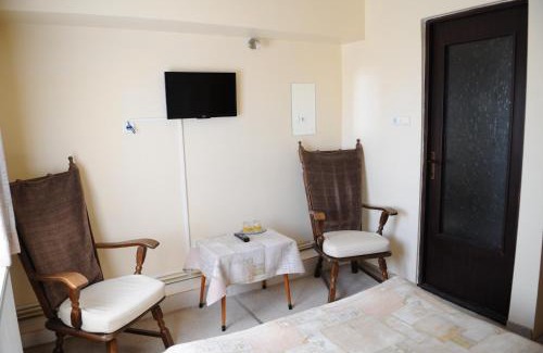 Gales Casa | Pensiunea Domnescu