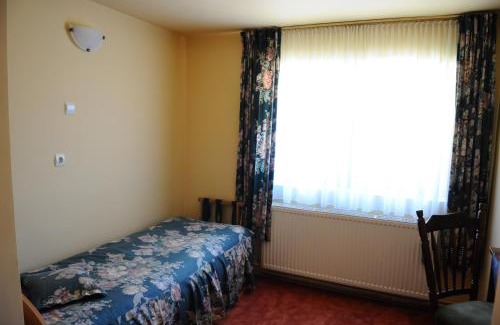 Gales Casa | Pensiunea Domnescu