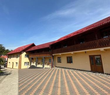Botiza Casa | Pensiunea Dorina