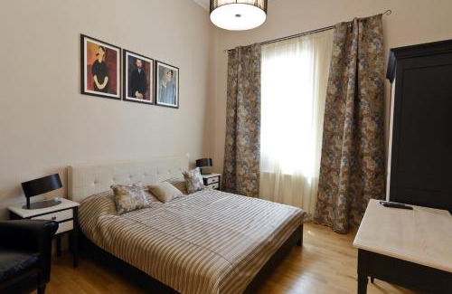 Tirgu Mures Casa | Pensiunea Elphin