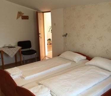 Lazaret Casa | Pensiunea Kristine Sibiu