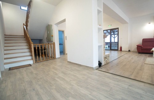 Gales Casa | Pensiunea Livada Amely