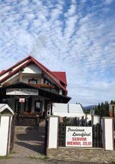 Pojorita Complejo | Pensiunea Luceafărul