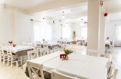 Desesti Casa | Pensiunea ROCA Maramureș