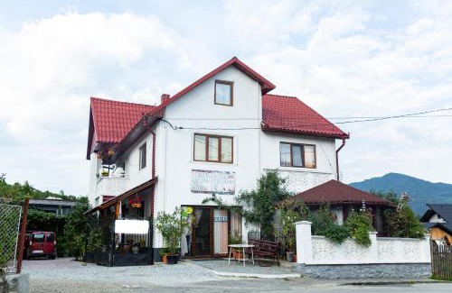 Sangeorz-Bai Casa | Pensiunea Rozmarin
