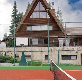 Smida Casa | Pensiunea Smida Park