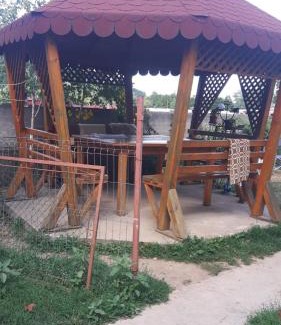 Suncuius Casa | Pensiunea Tarina