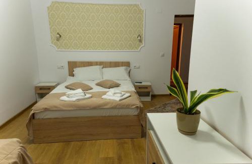Vadu Izei Casa | Pensiunea Vadu Izei - Cazare, Restaurant, Piscină, Sală de Evenimente