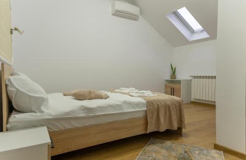 Vadu Izei Casa | Pensiunea Vadu Izei - Cazare, Restaurant, Piscină, Sală de Evenimente